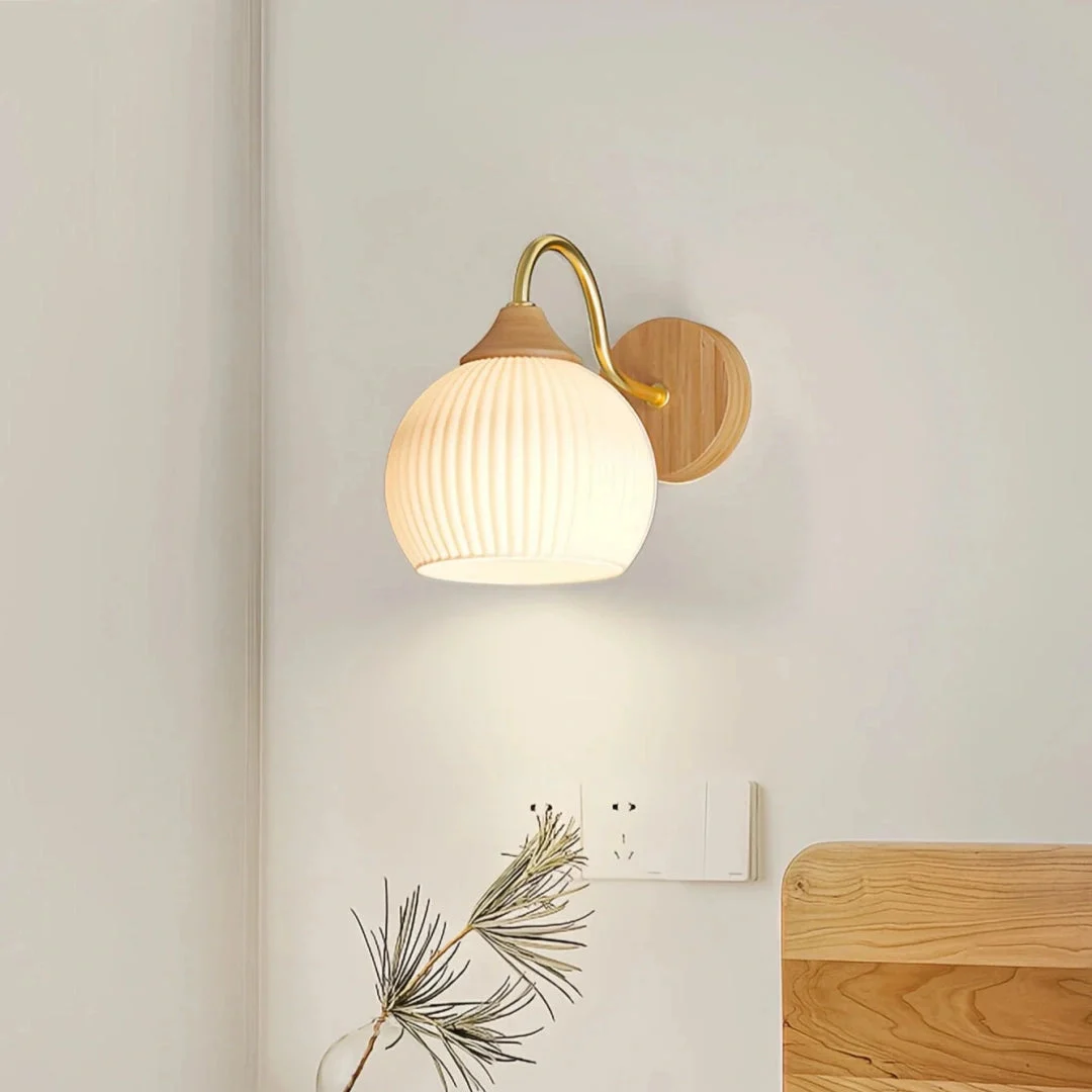 Aplique de pared nórdico LED de madera y vidrio opal para dormitorio