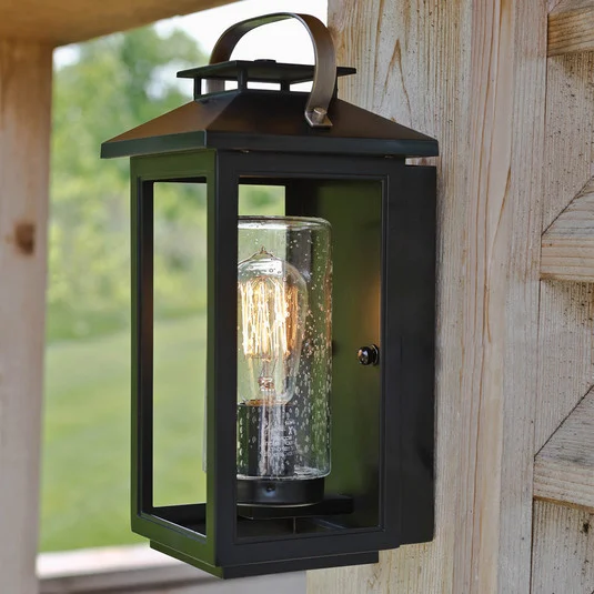 Aplique de exterior Atwater, farol, negro, 35,5cm