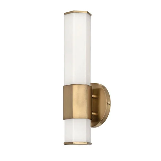 Aplique LED para baño Facet Single, 3000 K, latón