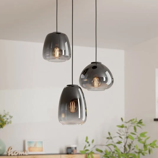 Lámpara colgante Aguilares, cristal ahumado, rondel de 3 luces