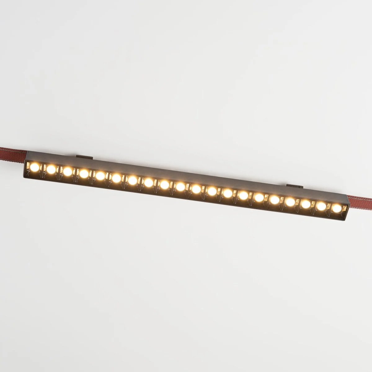 Lámpara lineal 540 para sistema "Axia" - 20W - 48V - Luz cálida