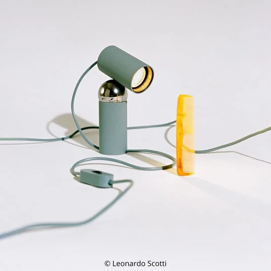 Lámpara de mesa FLOS Bilboquet, verde, giratoria, LED GU10