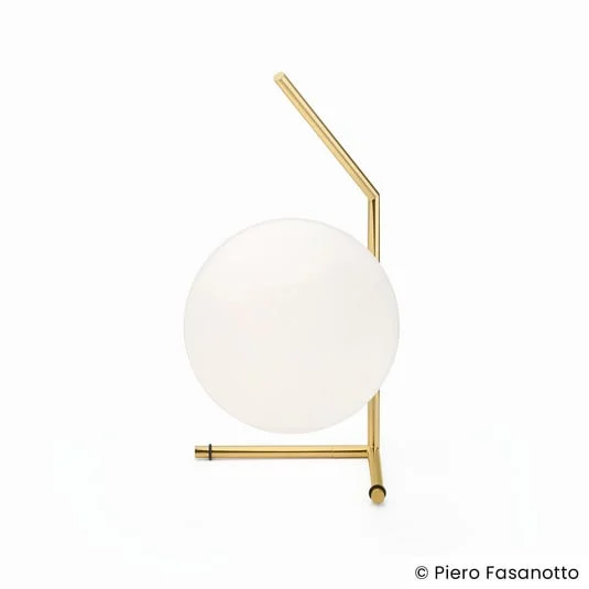Lámpara de mesa FLOS IC T1 Low 10º Aniversario, dorada, atenuable.