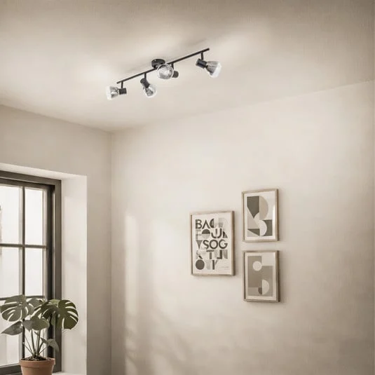 Plafón Pendura de Lindby, 4 luces, negro, cristal