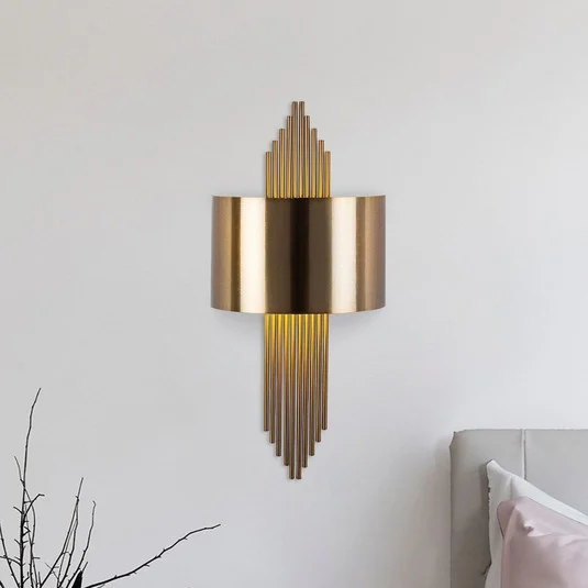 Aplique de pared 619-A, color oro envejecido, metal, altura 75 cm