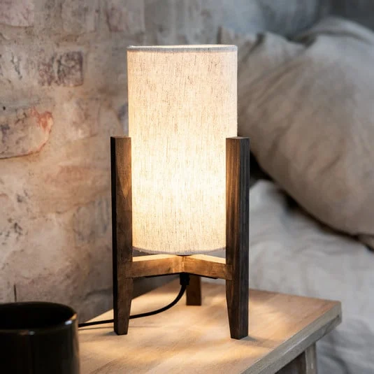 Lámpara de mesa Eruca, altura 34 cm, marrón/beige, madera/lino