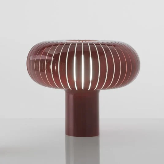 Lámpara de mesa Kartell Teresa, rojo burdeos, Ø 50 cm, PMMA