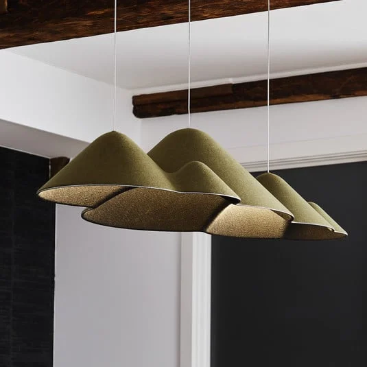 Lámpara colgante LED LOOM DESIGN Panorama verde/negro Fieltro 106 cm