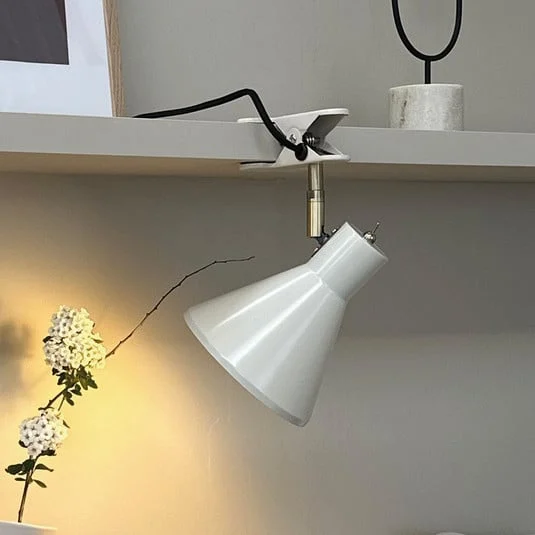 Lámpara de pinza Sleep de Dyberg Larsen, blanco cemento, Ø 15 cm, acero