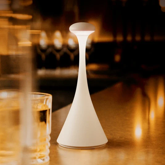 Lámpara de mesa LED recargable Nudrop mini, blanco nieve, IP54, atenuable