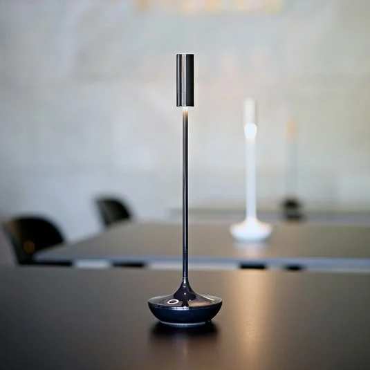 Lámpara de mesa recargable Nucandle LED, negra, IP54, atenuable