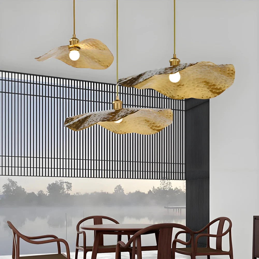 Lámpara colgante dorada LED regulable diseño hoja de loto para comedor