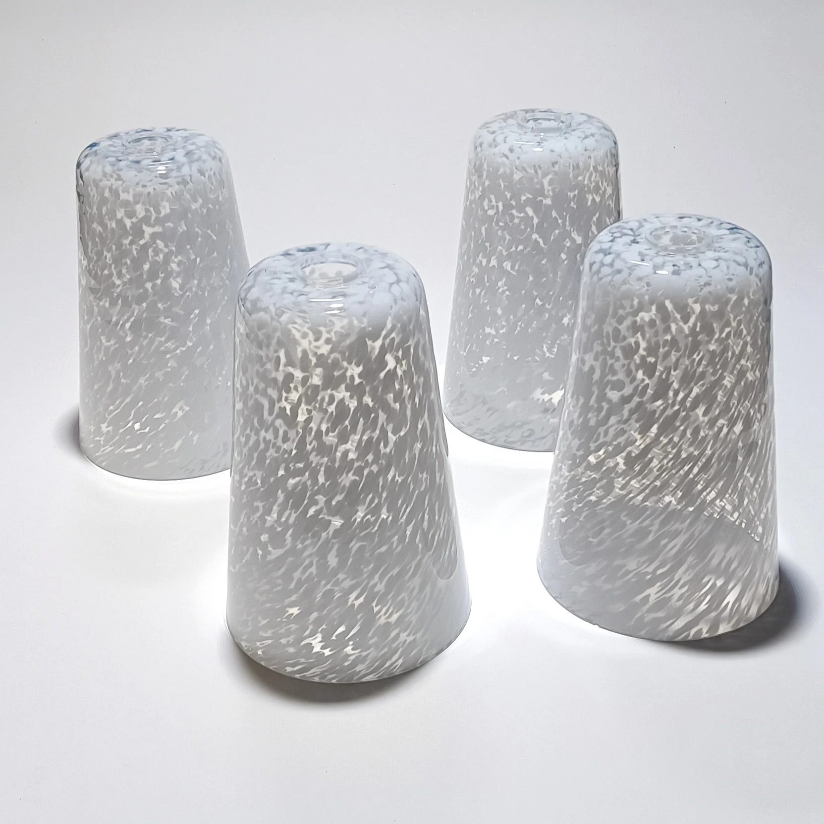 4 Lámparas de mesa de cristal con grano de ópalo