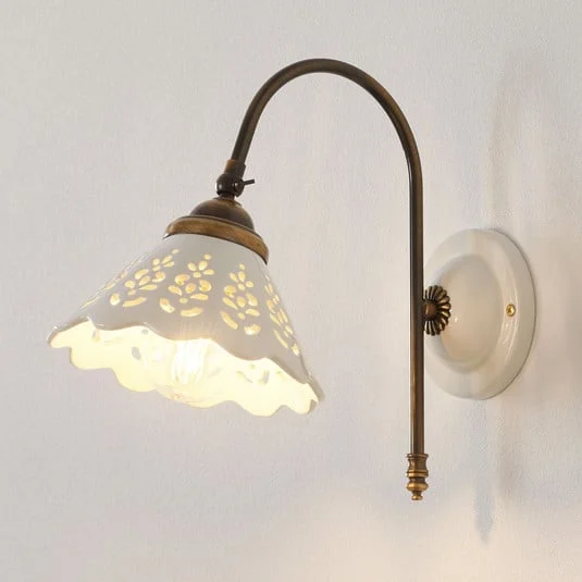 Portico - lámpara de pared con brazo arqueado