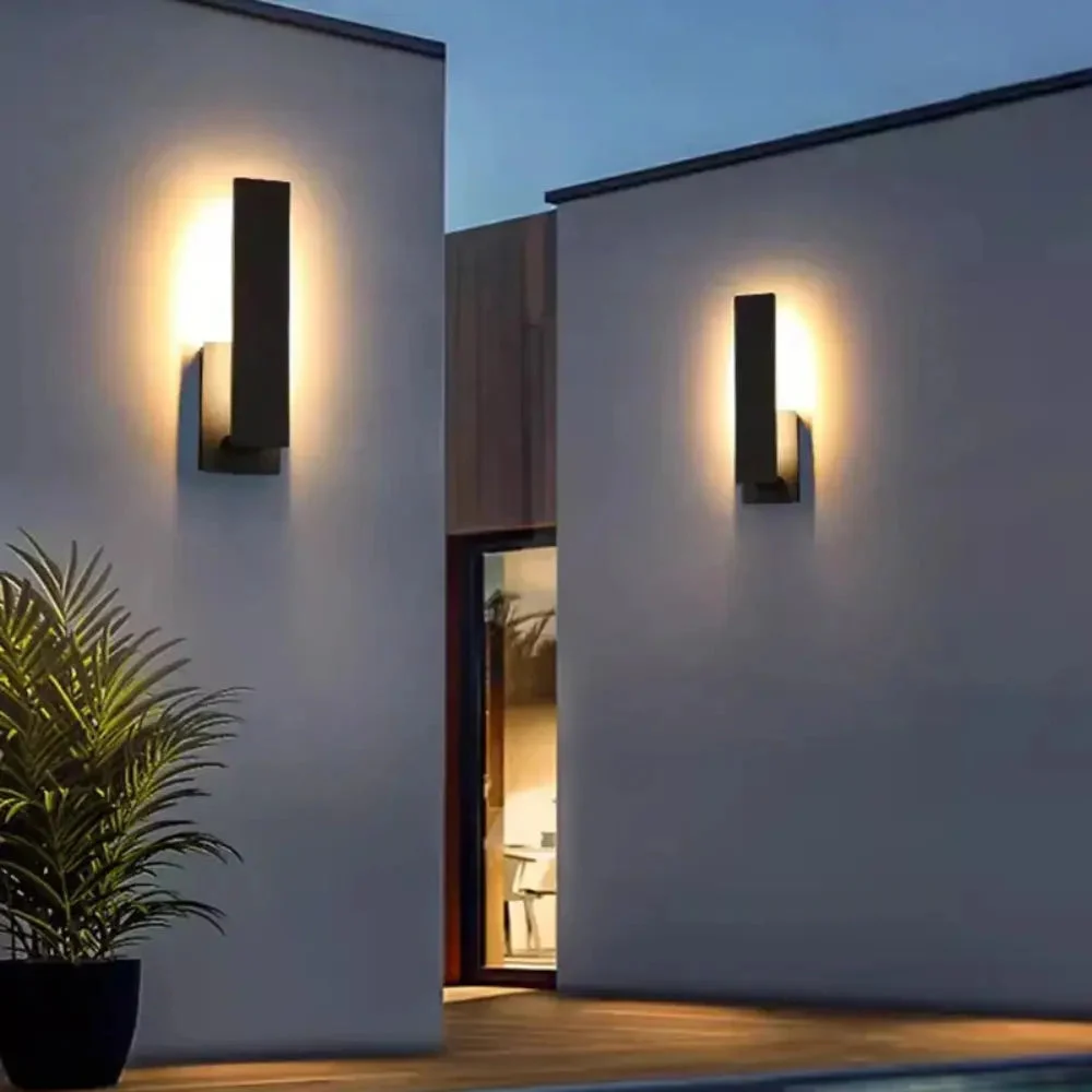 ClimaLuz – Lámpara de Pared Exterior Resistente IP65