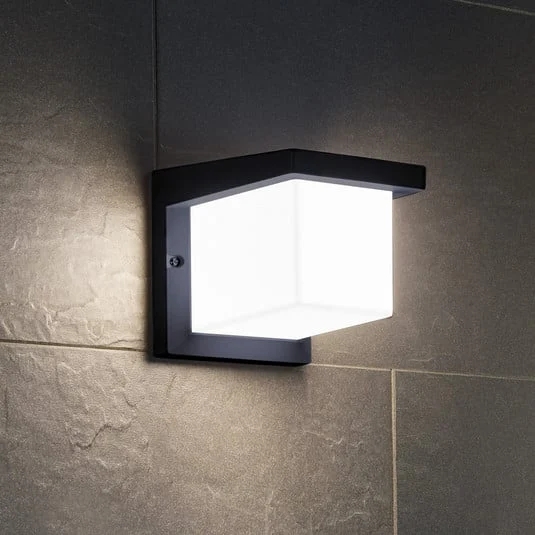 Aplique LED para exterior Desella en forma de cubo