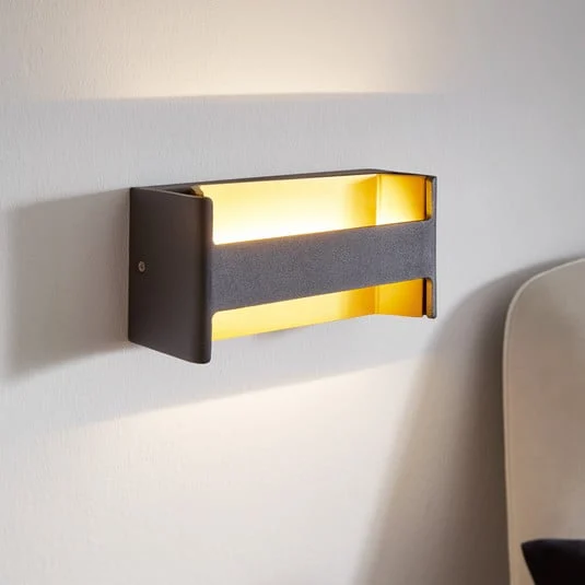 Aplique LED Feloniche en negro/dorado