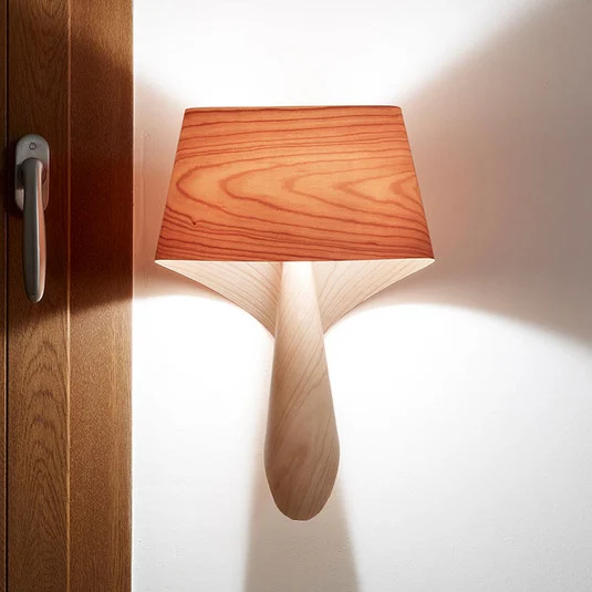 LZF Air lámpara de pared cerezo natural