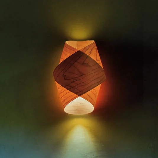 LZF Orbit lámpara de pared cerezo natural