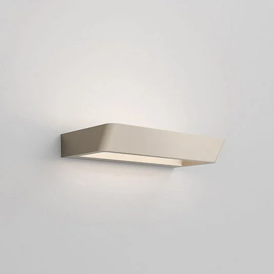 Rotaliana Belvedere W1 aplique LED bronce 2.700K