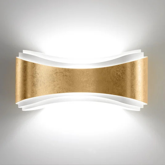 Aplique LED Ionica de acero, decoración pan de oro