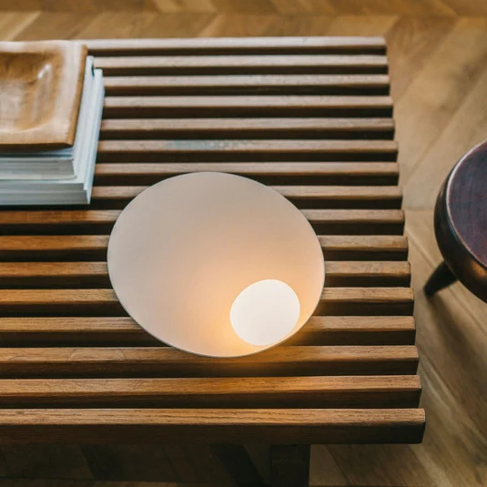 Vibia Musa 7404 lámpara de mesa, batería, gris