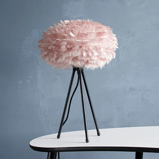 UMAGE Eos mini lámpara de mesa rosa trípode negro