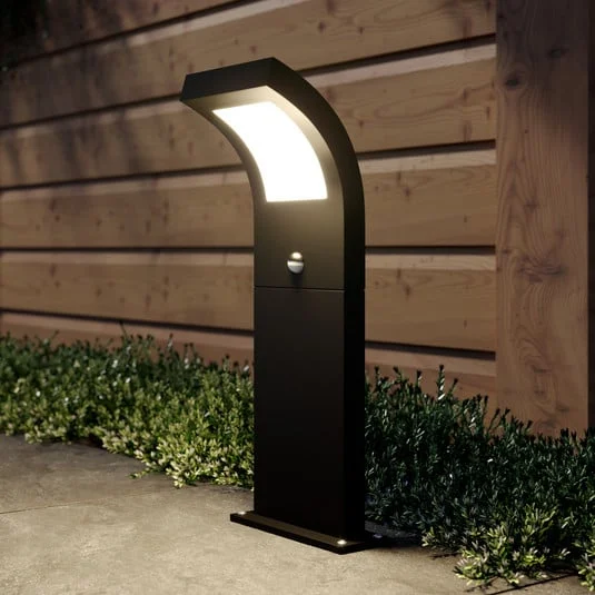 Bolardo luminoso LED Advik de Arcchio, 60 cm, antracita, sensor, IP54