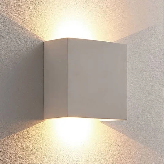 Anneke - Aplique LED angular de escayola