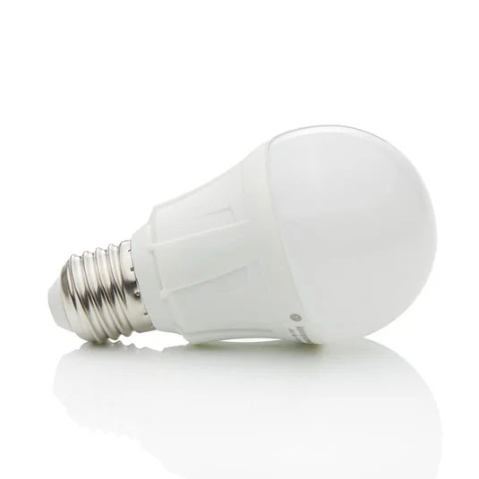 Bombilla LED Lindby, E27, 11 W, opalina, 3000 K, 1055 lm