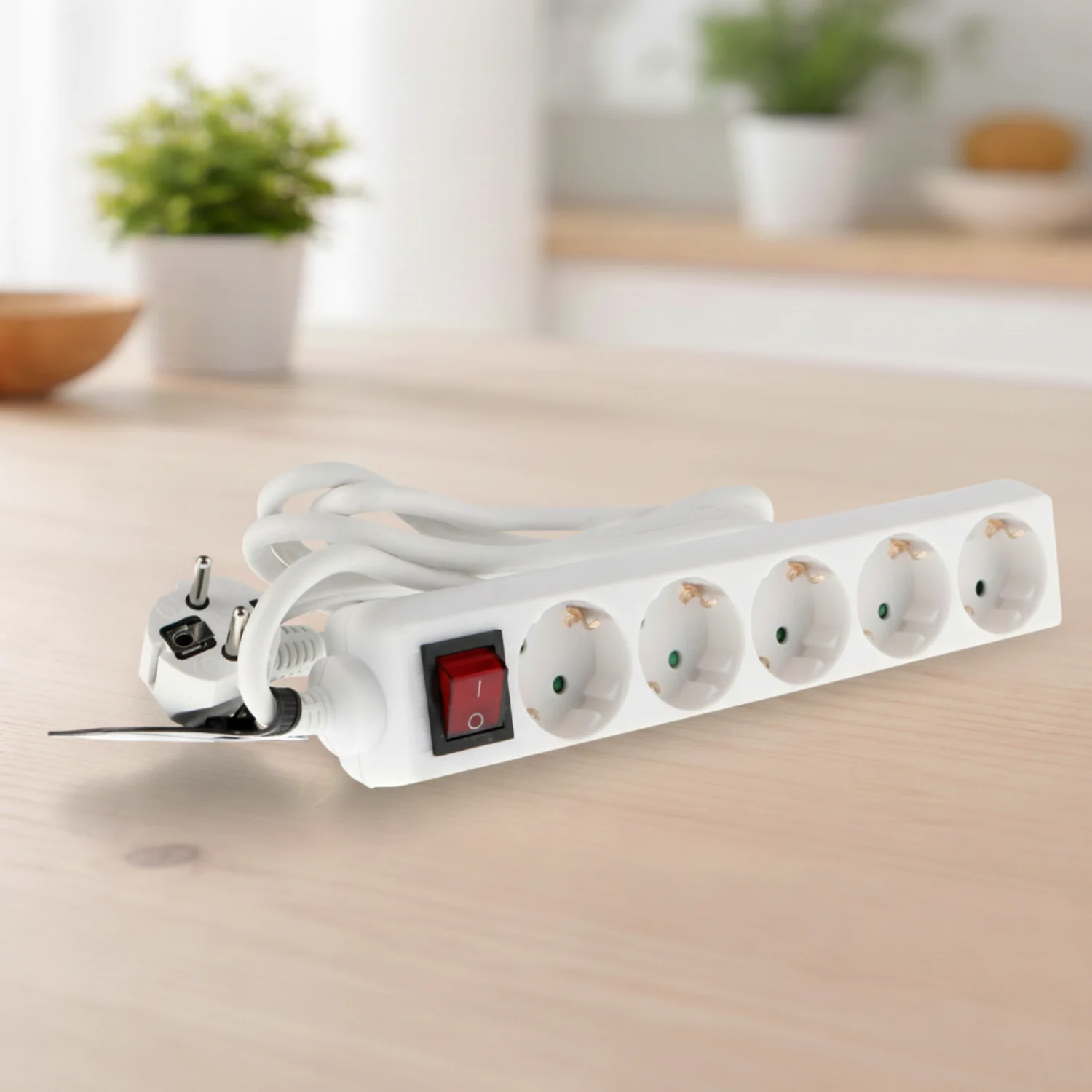 Base Múltiple de 5 Tomas con Interruptor (3×1.5mm) 3 Metros IP20
