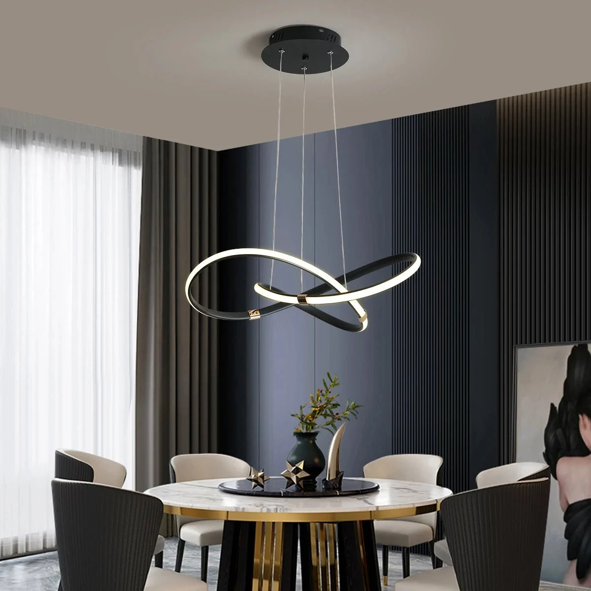 Niva - Lámpara Colgante Moderna Luxe en Negro y Dorado – Ideal para Techo, Espacios Pequeños y Decoración Elegante