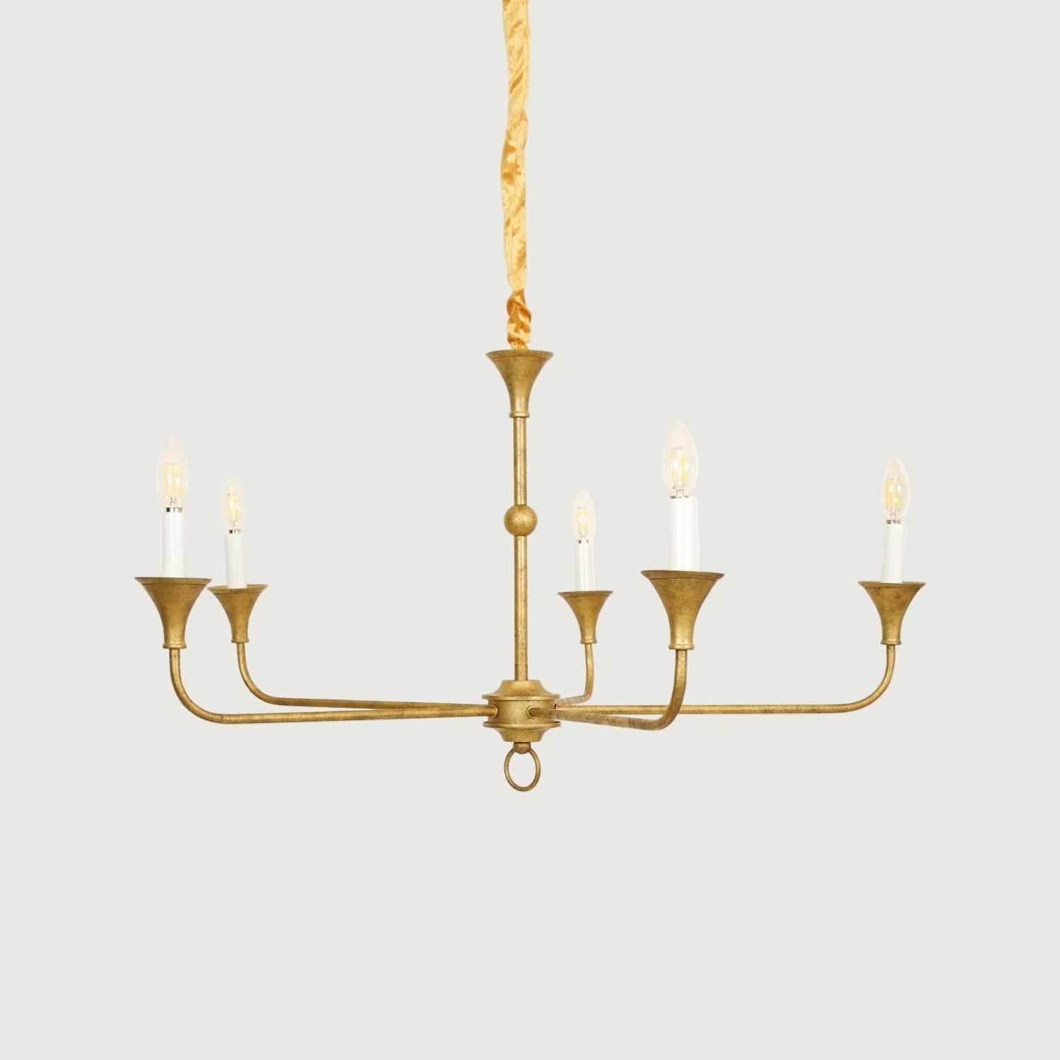 Briun - Lámpara de Araña Elegante de Candelabro en Bronce y Metal con Bombillas LED - Tamaño Ajustable y Acabados de Hoja de Oro