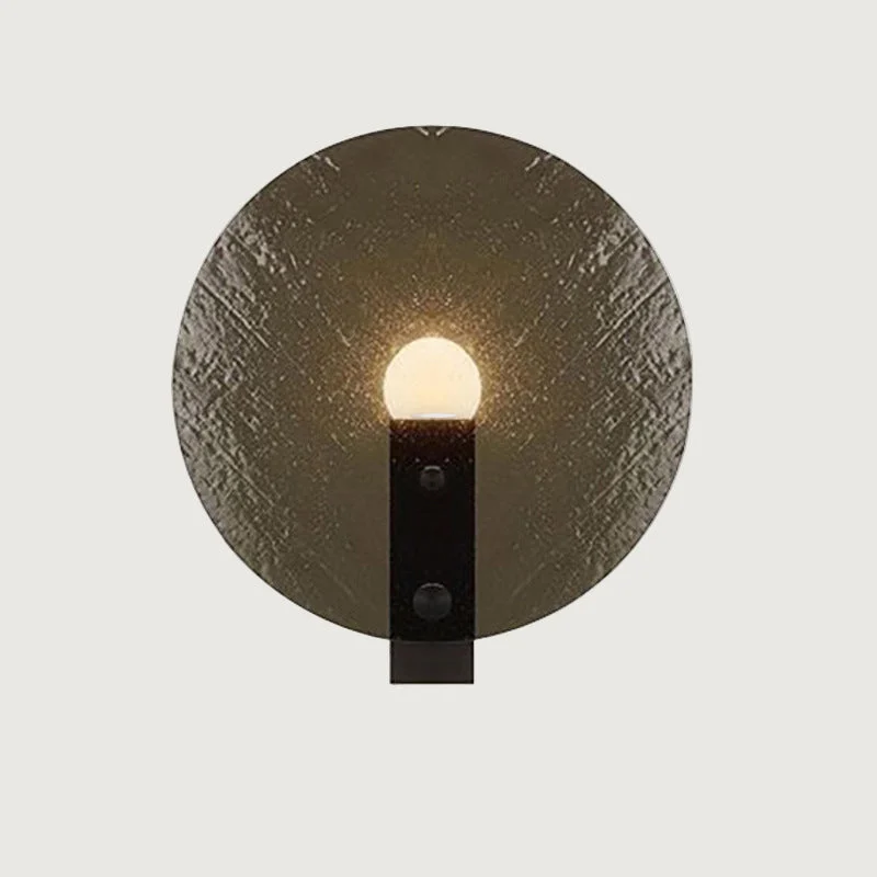 Mirex - Lámpara de Mesa con Pantalla de Vidrio Ahumado y Cuerpo Metálico en Oro y Negro