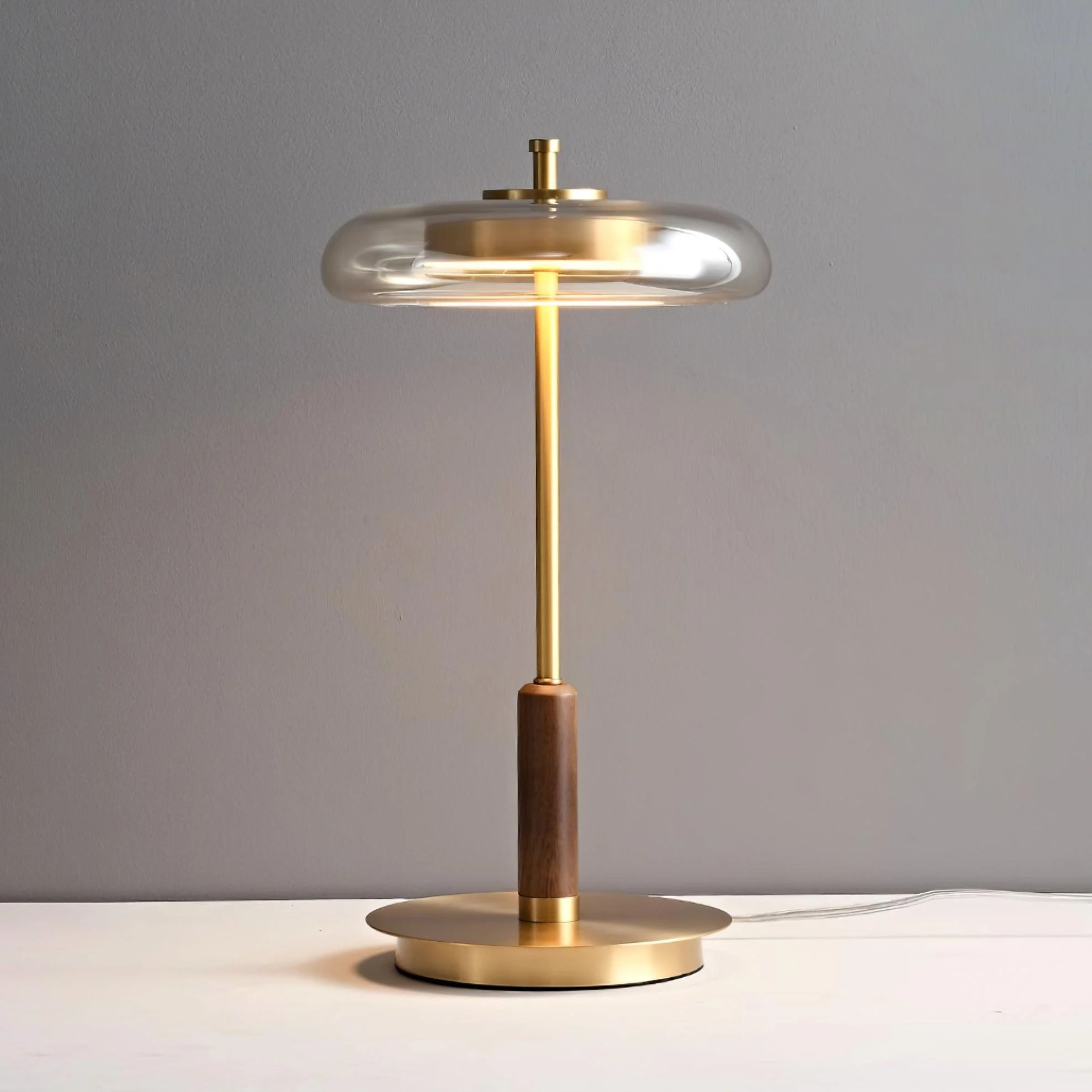Nivon - Lámpara de Mesa Redonda LED de Vidrio y Latón - 22 cm de Diámetro - Luz Cálida 3000K - Ideal para Mesita de Noche y Decoración Interior