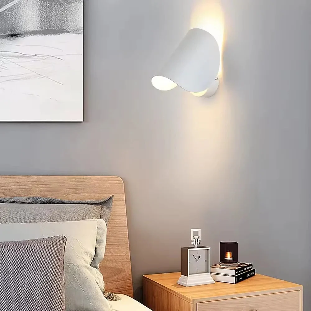 Lumora - Lámpara de Pared Minimalista Macaron con Luz LED Ajustable y Diseño Industrial