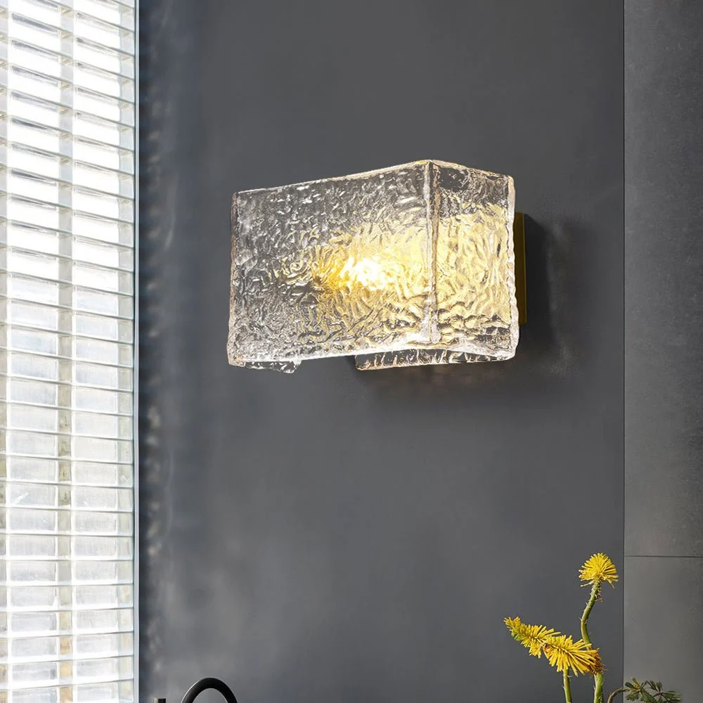 Velani - Lámpara de Pared Minimalista de Metal con Pantalla de Vidrio Texturizado en Acabado Bronce - Apliques de Pared Modernos