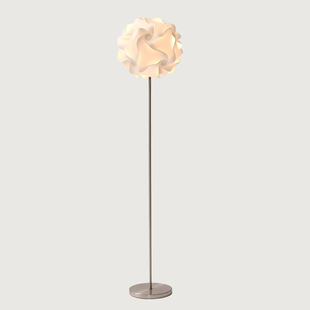 Varen - Lámpara de Pie Floral Elegante con Luz LED y Diseño Moderno – Ideal para Decoración Interior