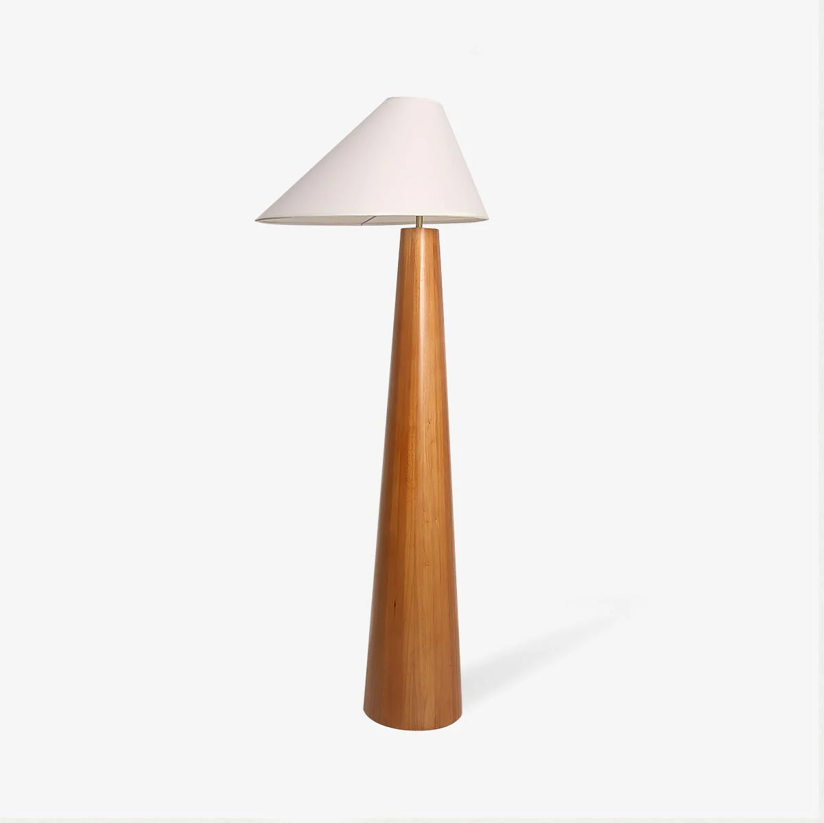 Ravon - Lámpara de Pie Moderna de Madera con Pantalla de Lino para Salón – Iluminación Elegante y Funcional
