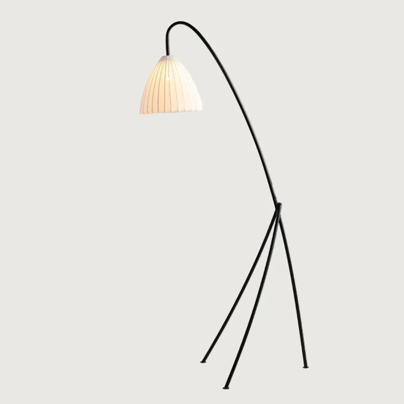 Nevil - Lámpara de Pie Moderna Negra con Pantalla de Tela – Ideal para Sala y Dormitorio - Estilo Elegante y Funcional
