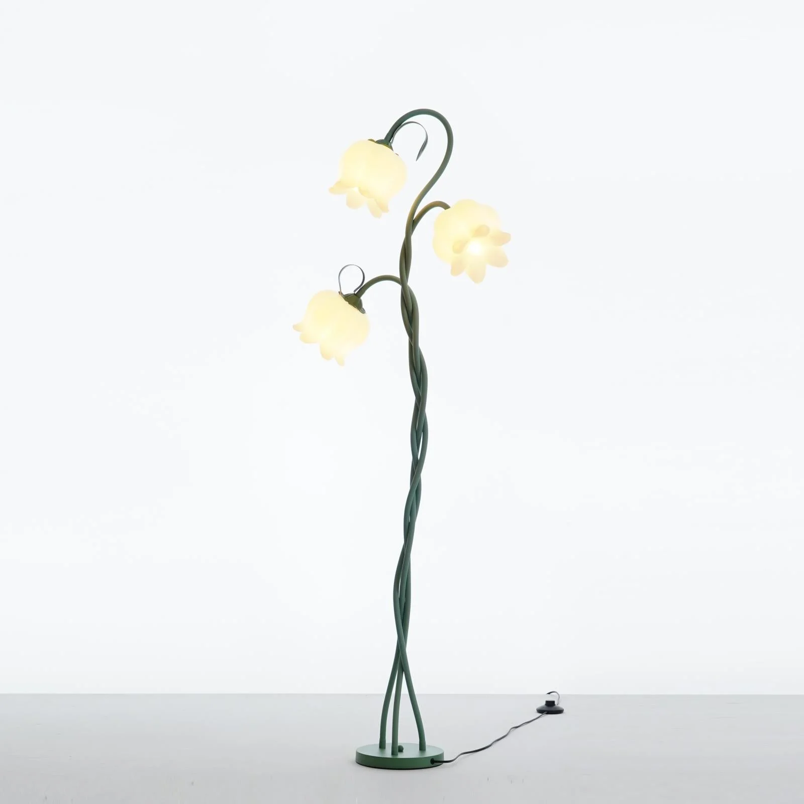 Nirun - Lámpara de Pie Tulipán Flexible con Pantallas en Forma de Flor y Acabado Verde – Ideal para Salón y Decoración Moderna