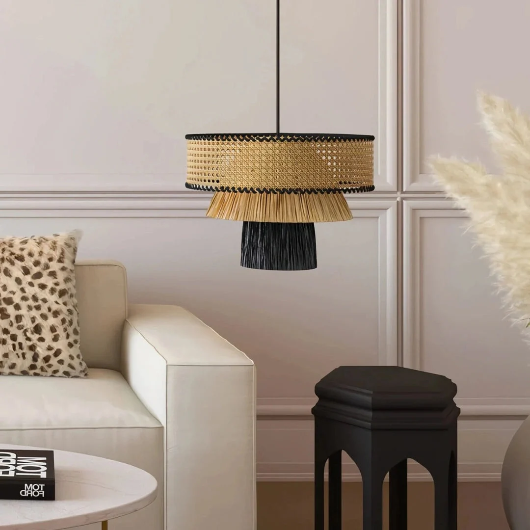 Lámpara colgante de rafia boho LED regulable en altura para comedor