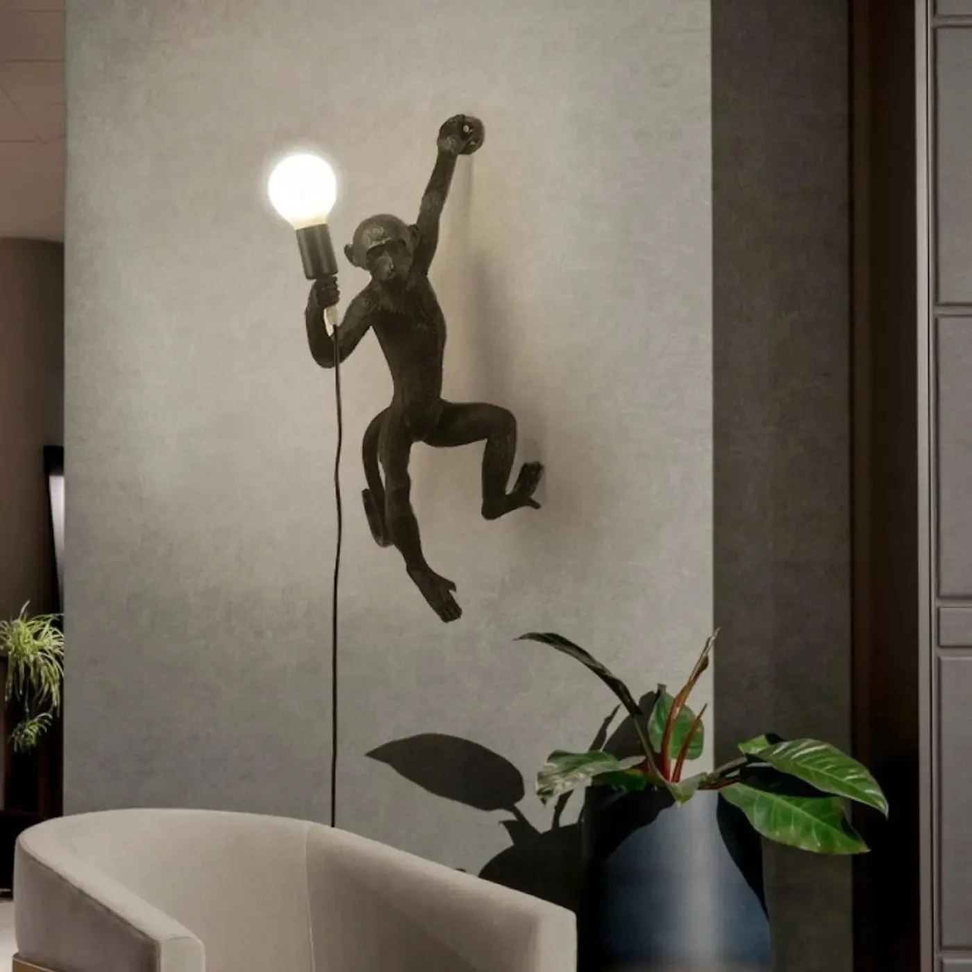 Lámpara de Pared | CUERVO