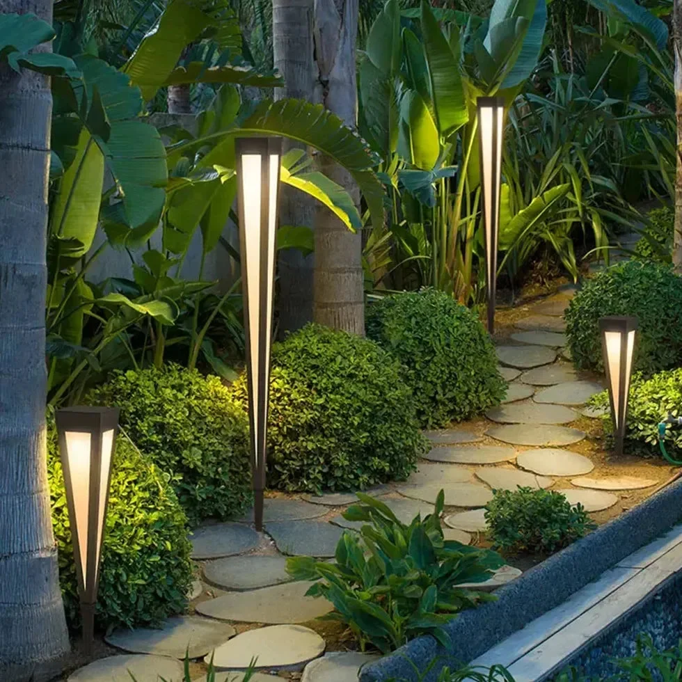 Baliza solar LED de exterior IP65 con diseño moderno para jardín