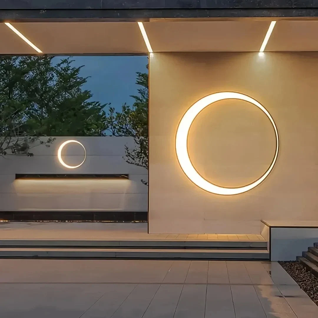 Aplique de pared exterior moderno con diseño circular LED IP65
