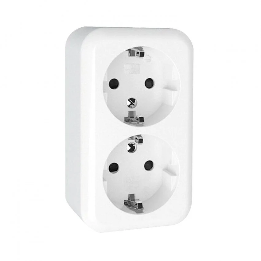Enchufe de Superficie Doble Tipo F Schuko 16A IP20 Blanco
