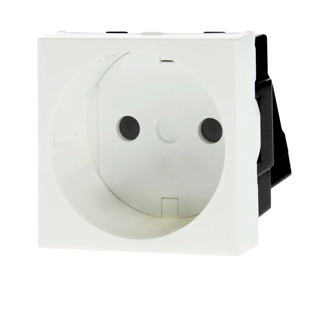 Enchufe Schuko 16A/250V 2P+T para Cajas 45×45 Blanco