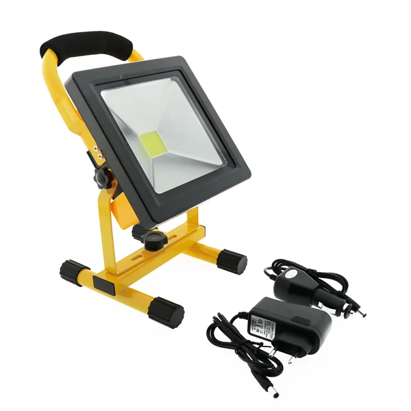 Foco proyector LED portátil con batería 20W