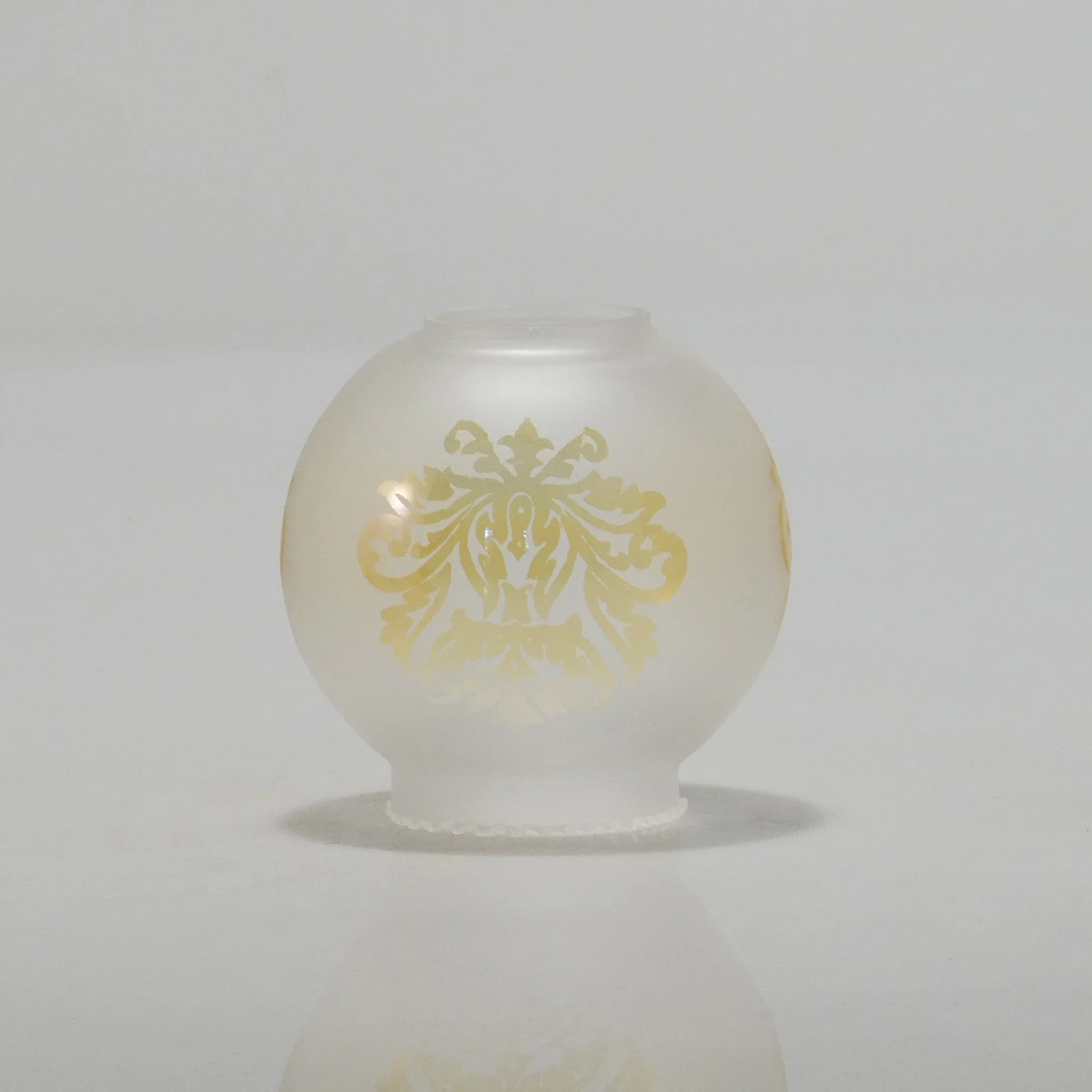 Tulipán con diseño dorado