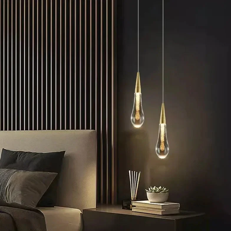 Lámpara colgante de gotas de cristal dorado LED para mesita de noche